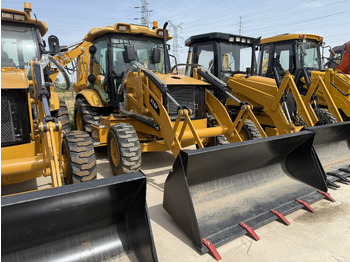 Ekskavators-iekrāvējs CATERPILLAR 416F: foto 2