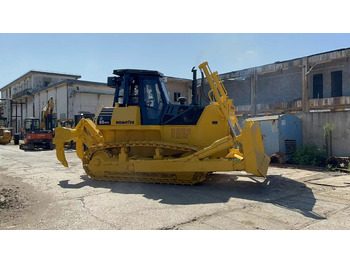 Buldozers KOMATSU D85
