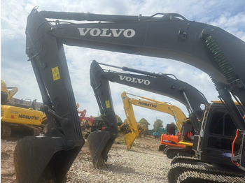 VOLVO EC240 līzingu VOLVO EC240: foto 4