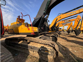 Kāpurķēžu ekskavators VOLVO EC300: foto 3
