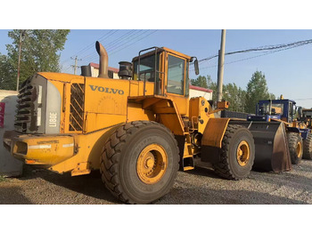 Riteņu iekrāvējs VOLVO L180E