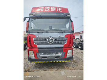 : fotogrāfija galvenē