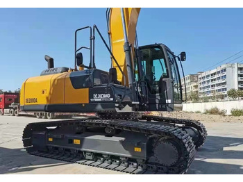 Kāpurķēžu ekskavators XCMG XE200DA: foto 2