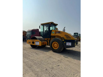 Ceļu veltnis XCMG XS183J: foto 2