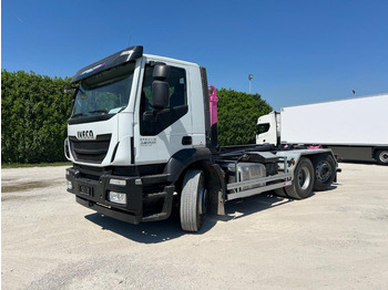 Pacēlājs ar āķi IVECO Stralis 460