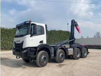 Pacēlājs ar āķi IVECO Trakker