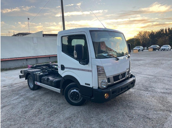 Pacēlājs ar āķi NISSAN NT400 SCARRABILE PATENTE B: foto 3