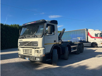 Pacēlājs ar āķi VOLVO FM12