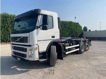 Pacēlājs ar āķi VOLVO FM9