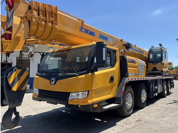 Autoceltnis XCMG QY50KA