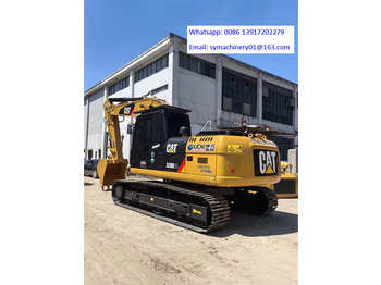 Kāpurķēžu ekskavators CATERPILLAR 320D2