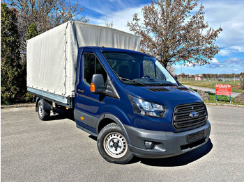 Furgons ar tentu FORD