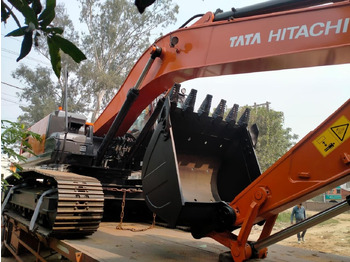 Kāpurķēžu ekskavators HITACHI ZX220