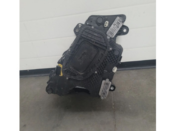 Gaismas/ Apgaismojums - Kravas automašīna LAMPA LED VOLVO FH5 PRAWA OM 24056510 ORYGINAL CHWALIM116: foto 4 Gaismas/ Apgaismojums - Kravas automašīna LAMPA LED VOLVO FH5 PRAWA OM 24056510 ORYGINAL CHWALIM116: foto 4