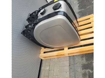 Jaunā Degvielas tvertne - Kravas automašīna ZBIORNIK PALIWA VOLVO FH4 FH5 RENAULT 21516443 210L CHWALIM116: foto 2