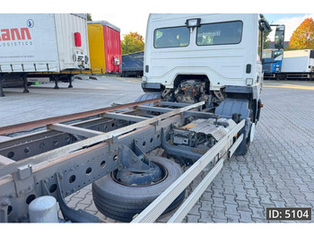 Konteineru vedējs/ Kravas automašīna ar noņemamā virsbūve Mercedes-Benz Atego 1318 Day Cab, Euro 6, / BDF / DHOLLANDIA 2000KG: foto 4