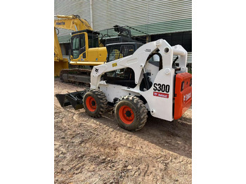 Kompaktiekrāvējs BOBCAT S300