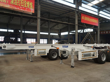 Puspiekabe šasija TITAN