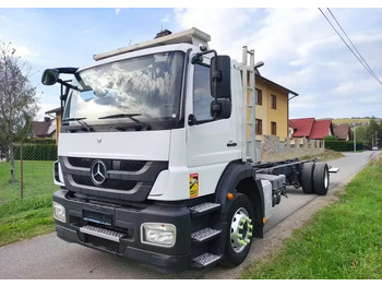 Šasija kravas automašīna MERCEDES-BENZ Axor 1829