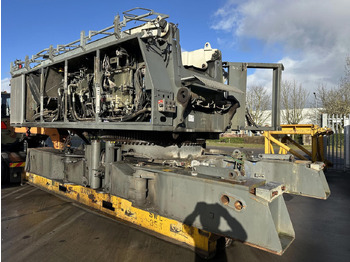 Kāpurķēžu celtnis LIEBHERR LR 1160