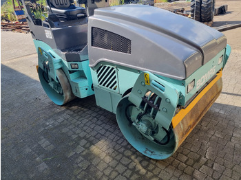 Ceļu veltnis BOMAG BW 120 AD-4: foto 4
