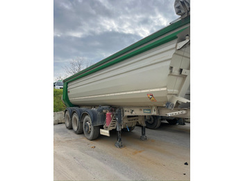 Puspiekabe pašizgāzējs