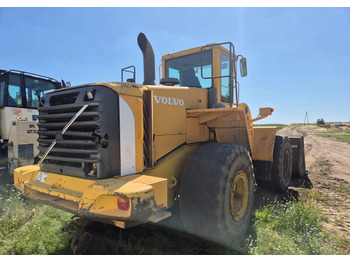 Riteņu iekrāvējs Volvo L150E: foto 2 Riteņu iekrāvējs Volvo L150E: foto 2