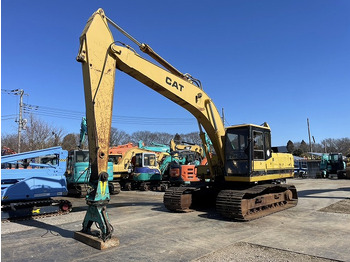 Kāpurķēžu ekskavators CATERPILLAR E200B