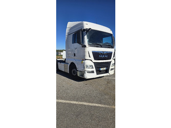 Vilcējs MAN TGX 18.500