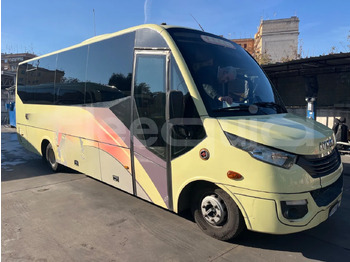 Mikroautobuss IVECO Daily