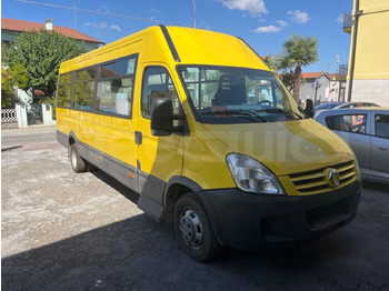 Skolas autobuss IVECO Daily