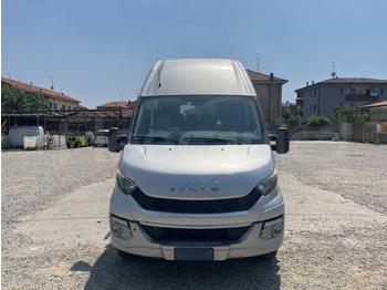 Mikroautobuss IVECO Daily