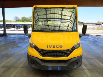 Skolas autobuss IVECO