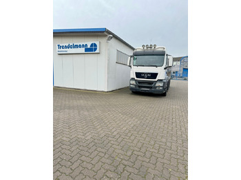 MAN TGS 35.480 8X4-2 TRIDEM Wasser-Tank līzingu MAN TGS 35.480 8X4-2 TRIDEM Wasser-Tank: foto 3