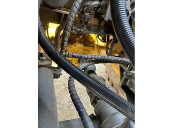 Riteņu iekrāvējs SDLG lg936L: foto 4 Riteņu iekrāvējs SDLG lg936L: foto 4