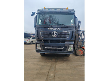 : fotogrāfija galvenē