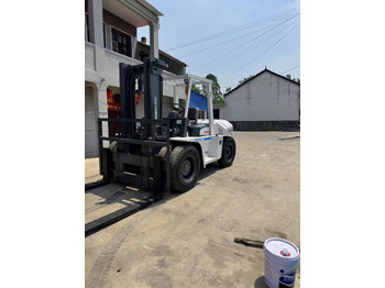 Dīzeļiekrāvējs TCM