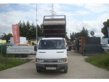 : fotogrāfija galvenē