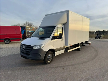 Furgons ar slēgtā virsbūve MERCEDES-BENZ Sprinter 516