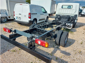 Mitsubishi Canter Fuso Fahrgestell mit wählbar Aufbau  līzingu Mitsubishi Canter Fuso Fahrgestell mit wählbar Aufbau: foto 3