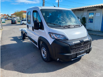 Automašīna ar kravas platformu PEUGEOT Boxer
