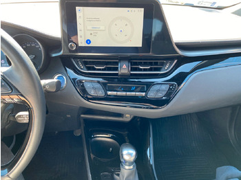 SUV Toyota C-HR 1.8-l-VVTi Hybrid Flow: foto 4 SUV Toyota C-HR 1.8-l-VVTi Hybrid Flow: foto 4