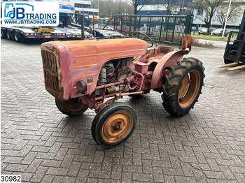 Traktors
