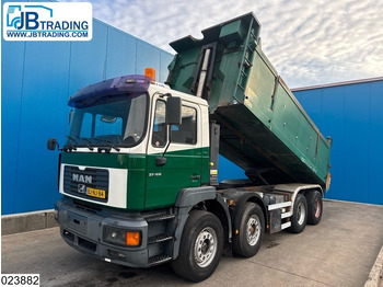 Kravas automašīna pašizgāzējs MAN