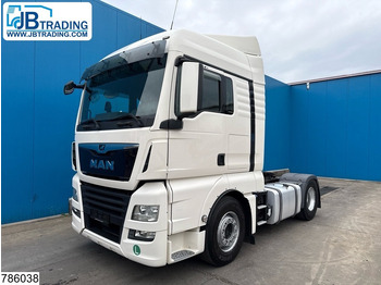 Vilcējs MAN TGX 18.460