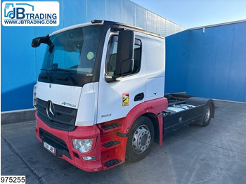 Vilcējs MERCEDES-BENZ Actros 1843