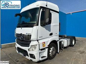 Vilcējs MERCEDES-BENZ Actros 1843