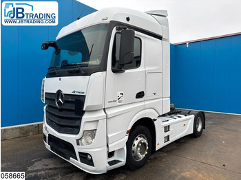 Vilcējs MERCEDES-BENZ Actros 1845