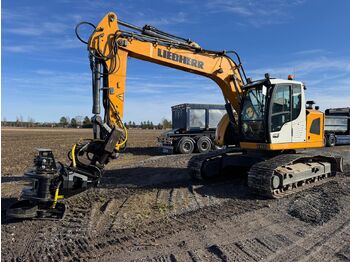 Kāpurķēžu ekskavators LIEBHERR R 920