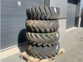 Riepas un diski - Celtniecības tehnika Everest 12.5-18 - Tire/Reifen/Band: foto 3